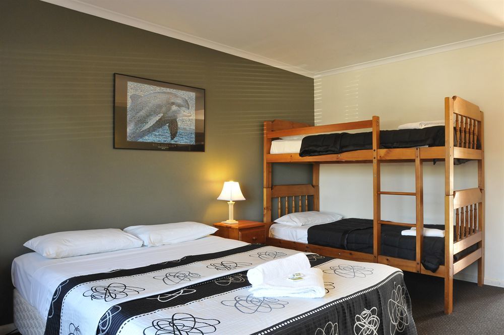 Bayview Hotel Уой Уой Екстериор снимка